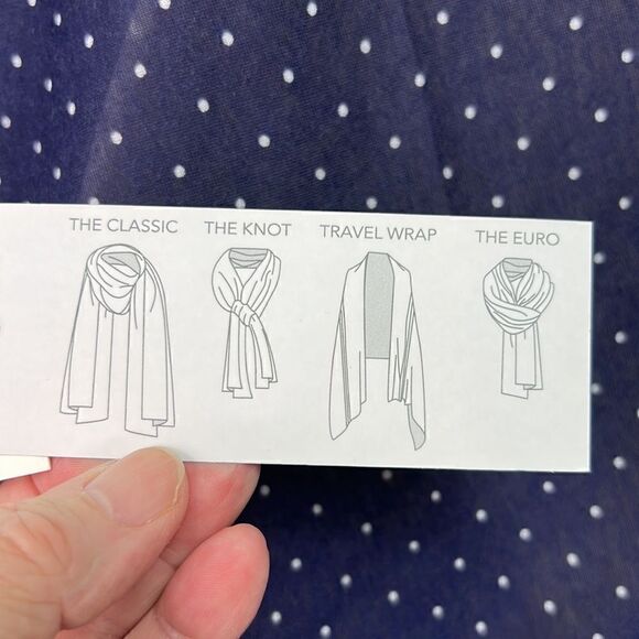 Jenni Navy Blue and White Polka Dot Scarf Wrap one size NWT - Picture 9 of 9